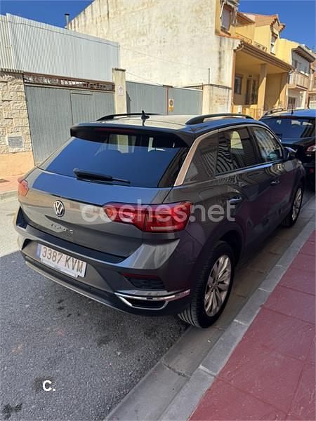Usado VW T-Roc Edition 115 CV (84 kW) 2019 Gris / plata SUV