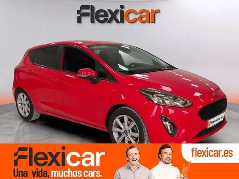 Usado Ford Fiesta Trend 86 CV (63 kW) 2018 Rojo Utilitario