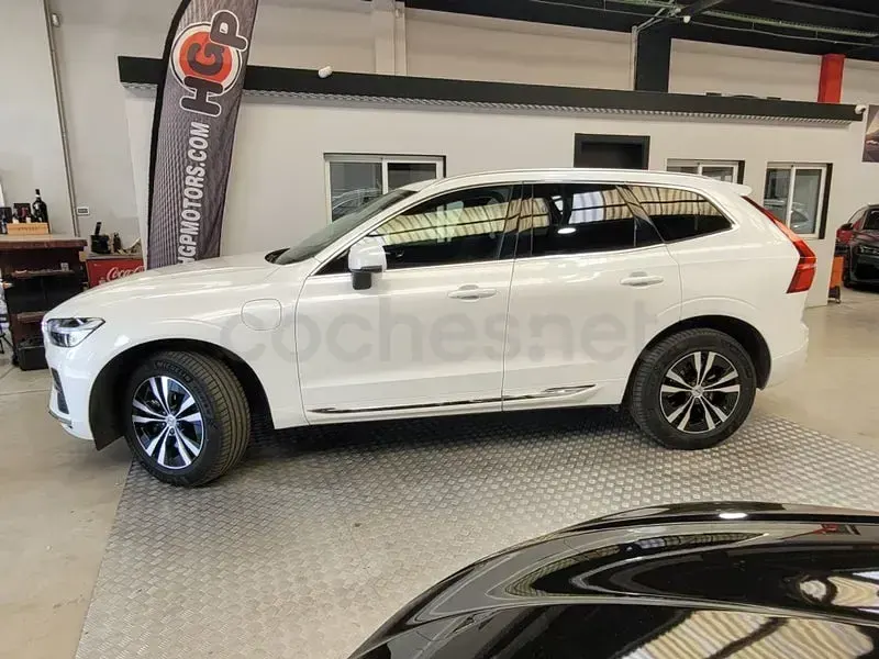 Usado Volvo XC60 Core 350 CV (257 kW) 2025 Blanco SUV