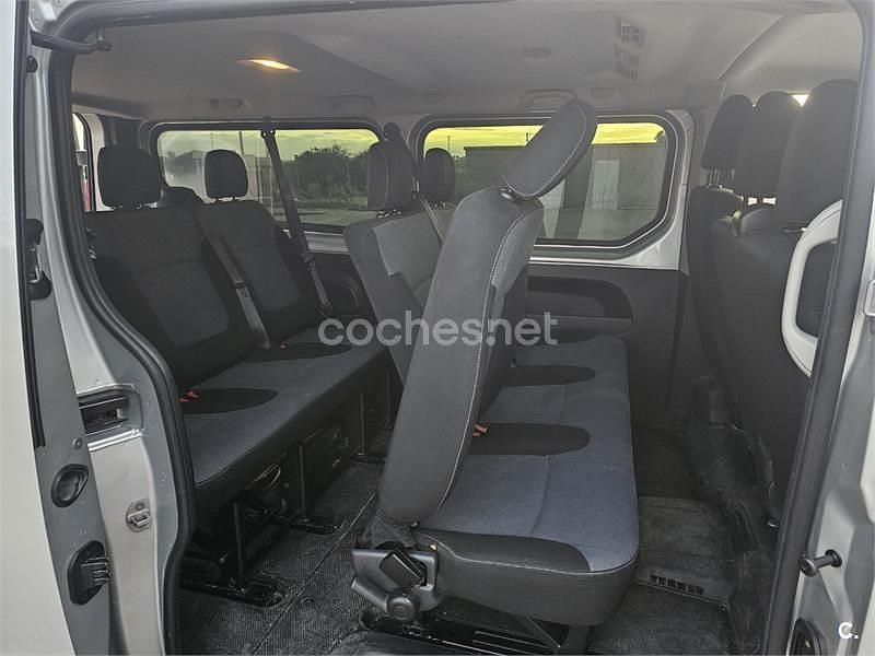 Gris / plata Usado 2017 Opel Vivaro Van | 16.500 € (Precio justo) - Imagen 1/4