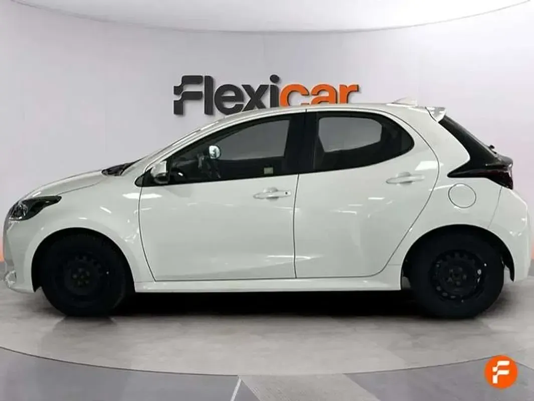 Usado Toyota Yaris Edition 125 CV (91 kW) 2023 Blanco Utilitario
