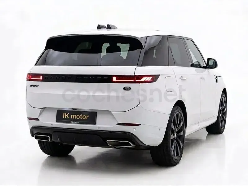 Usado Land Rover Range Rover Sport Autobiography 550 CV (404 kW) 2024 Blanco SUV