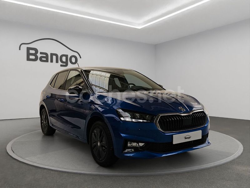 Azul Nuevo 2024 Skoda Fabia Berlina | 21.500 € (Precio justo) - Imagen 1/4