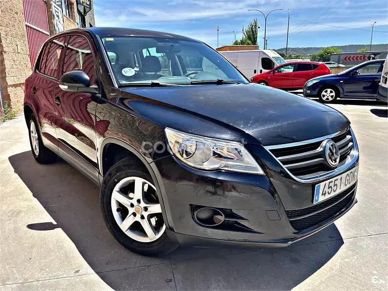 Usado VW Tiguan 140 CV (102 kW) 2008 Negro SUV