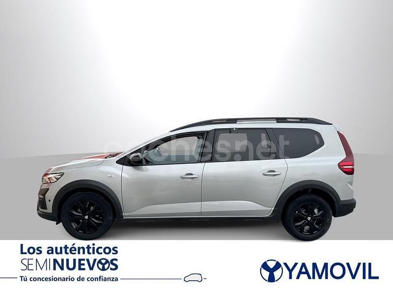 Usado Dacia Jogger Extreme 110 CV (80 kW) 2022 Gris / plata Monovolumen