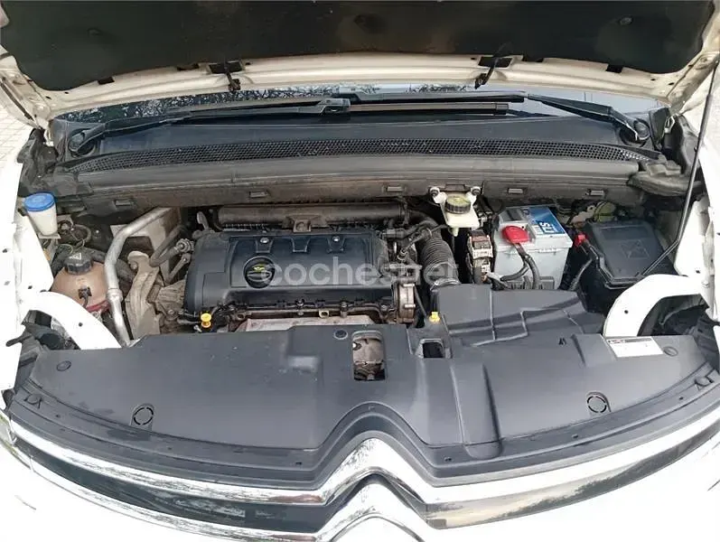 Usado Citroën C4 Picasso Attraction 120 CV (88 kW) 2014 Blanco Monovolumen