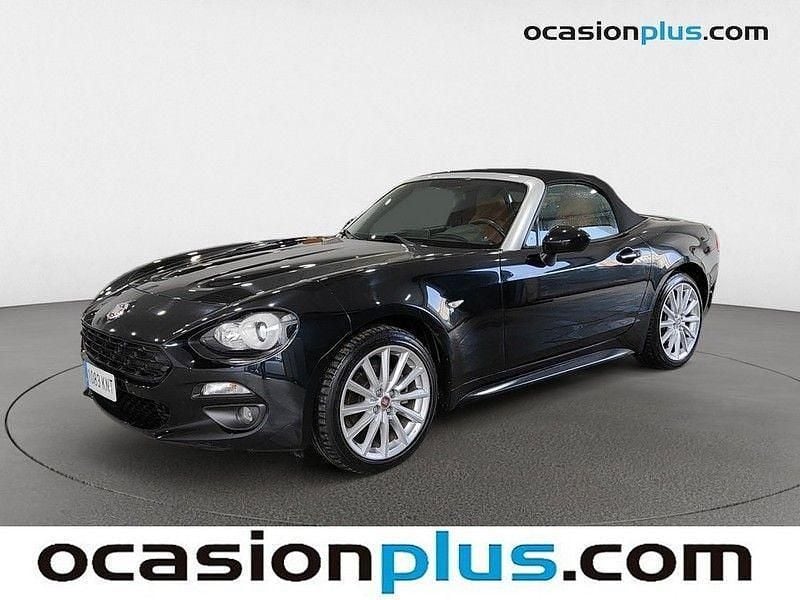 Usado Fiat 124 Spider Lusso 140 CV (102 kW) 2018 Negro Descapotable