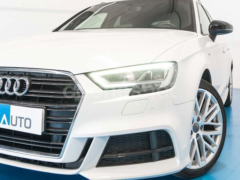 Usado Audi A3 S-Line 116 CV (85 kW) 2019 Blanco Berlina