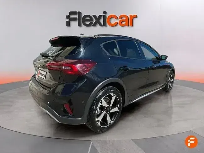 Usado Ford Focus Active 155 CV (114 kW) 2024 Negro Berlina