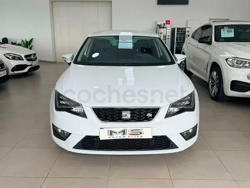 Usado Seat Leon FR 150 CV (110 kW) 2014 Blanco Berlina