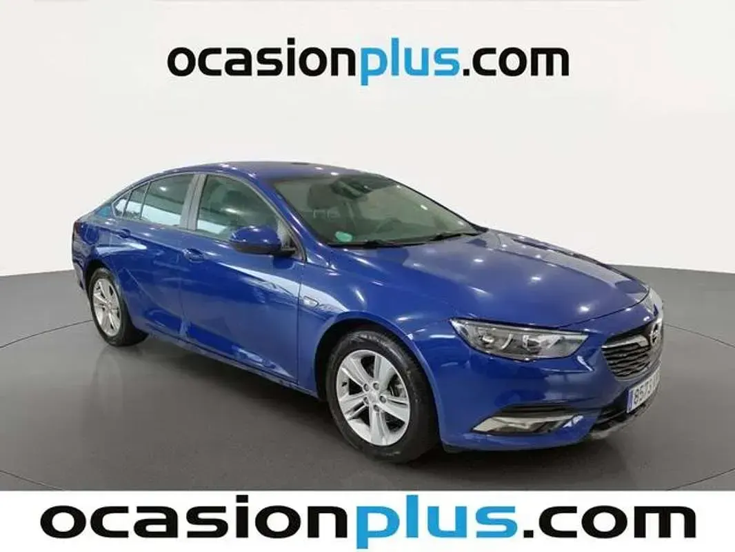 Usado Opel Insignia Selective 136 CV (100 kW) 2019 Azul Berlina