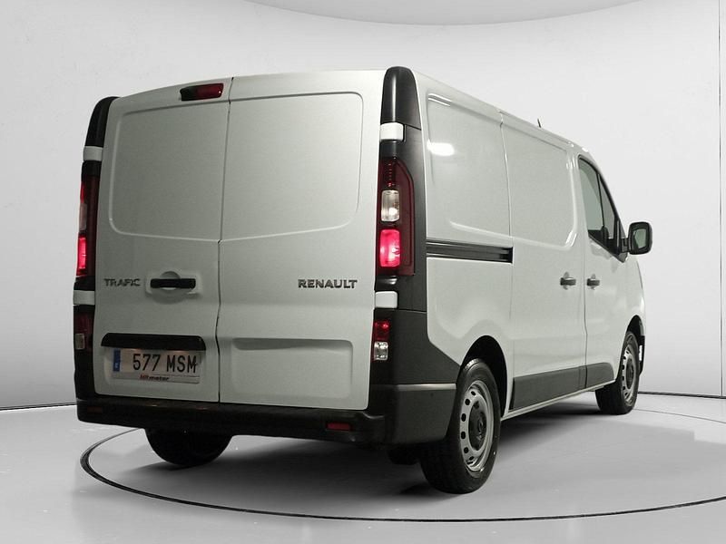 Usado Renault Trafic 131 CV (96 kW) 2022 Blanco Monovolumen