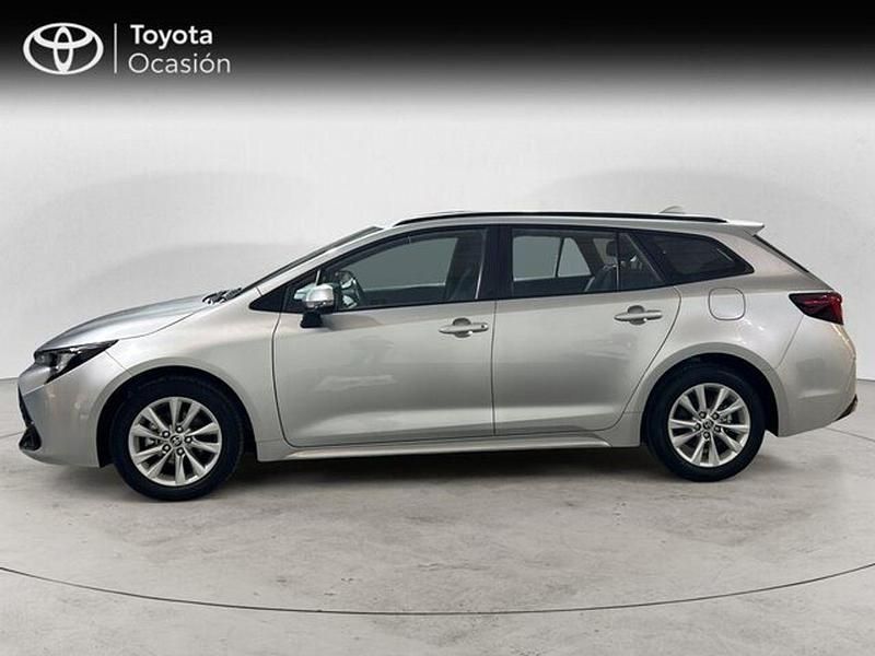Usado Toyota Corolla Active 140 CV (102 kW) 2025 Gris Familiar