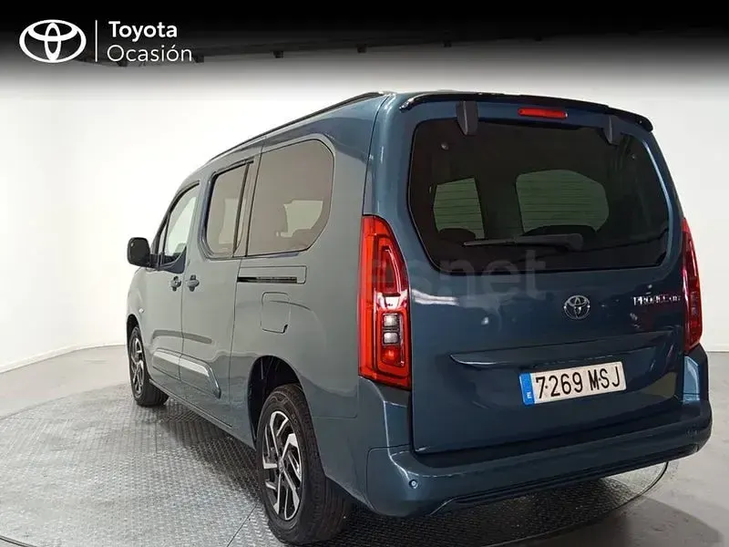 Usado Toyota Proace Verso Active 131 CV (96 kW) 2024 Verde Familiar