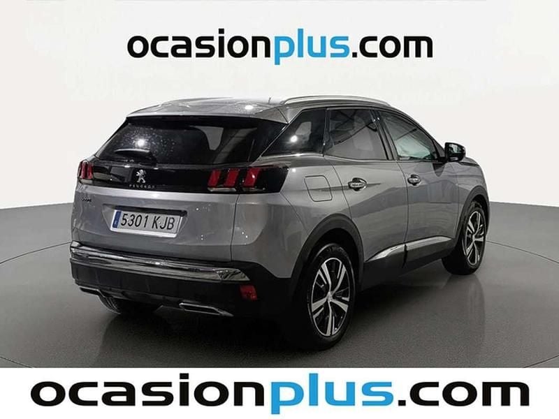 Usado Peugeot 3008 Allure 131 CV (96 kW) 2018 Gris SUV
