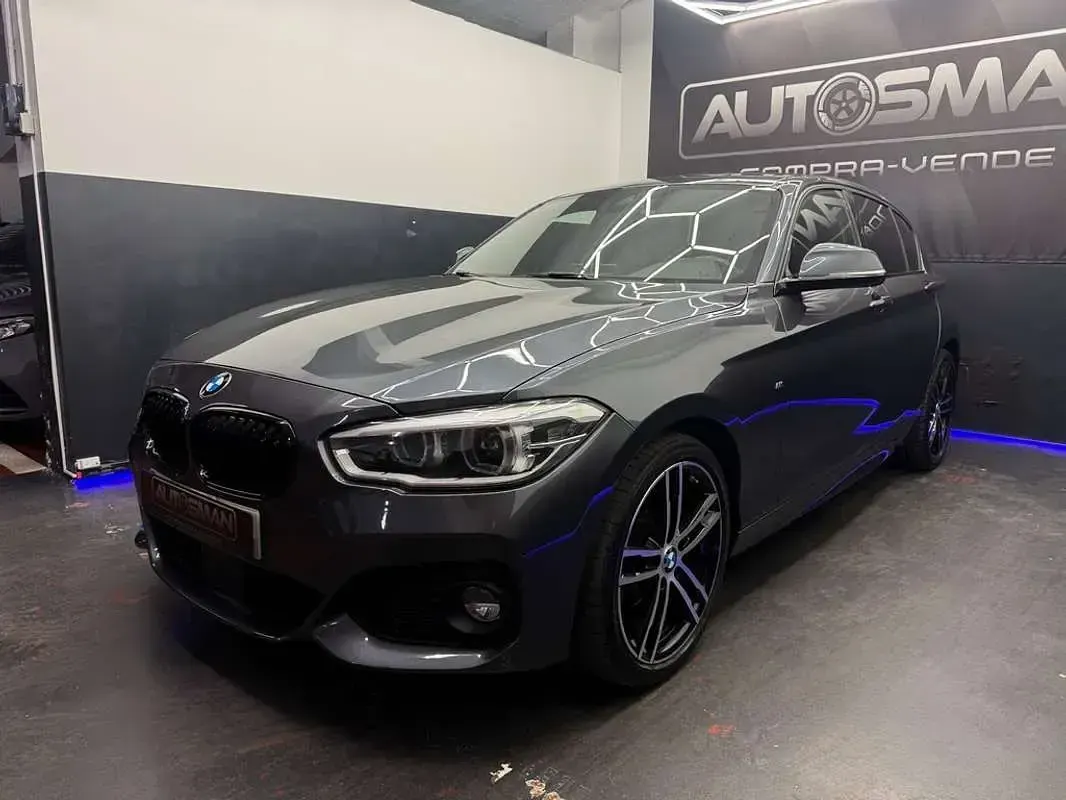 Usado BMW 120 Comfort Edition 190 CV (139 kW) 2017 Gris Utilitario