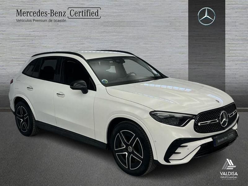 Usado Mercedes GLC220 AMG line 197 CV (144 kW) 2023 Blanco polar SUV