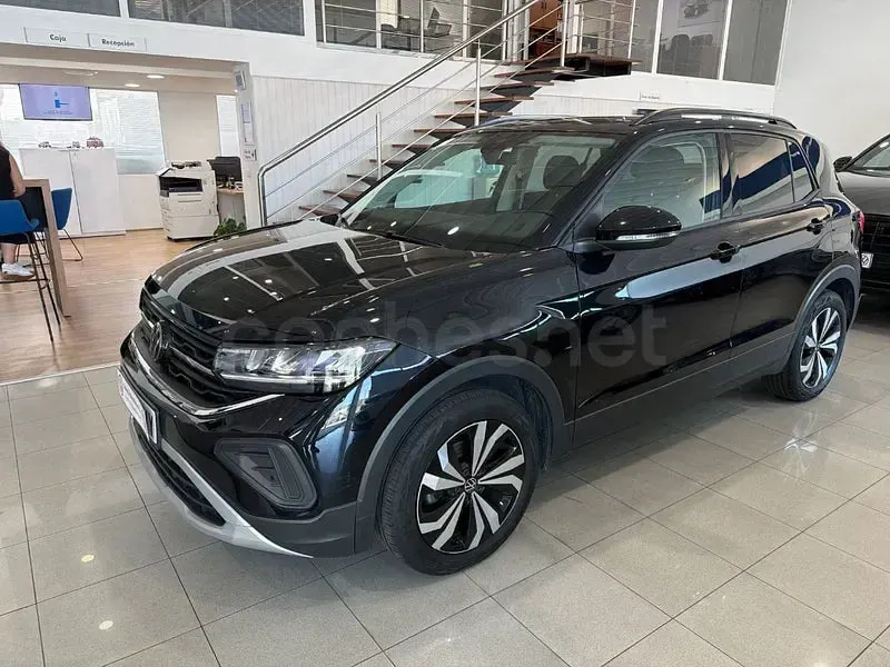 Usado VW T-Cross Life 95 CV (69 kW) 2024 Negro SUV