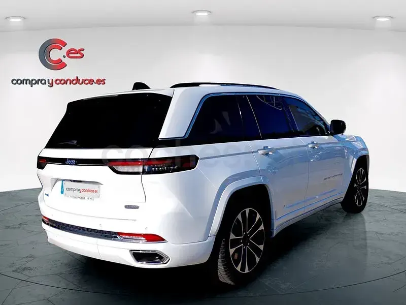 Usado Jeep Grand Cherokee Overland 381 CV (280 kW) 2023 Blanco SUV