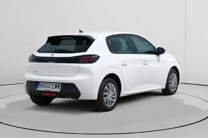 Usado Peugeot 208 Active 100 CV (73 kW) 2022 Utilitario
