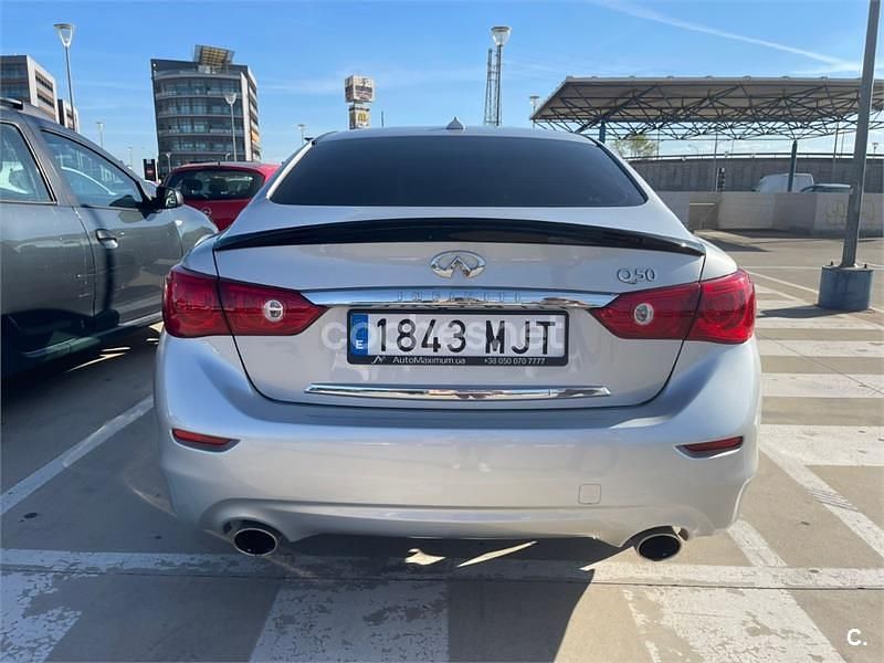 Usado Infiniti Q50 Sport Tech 364 CV (267 kW) 2015 Gris / plata Berlina