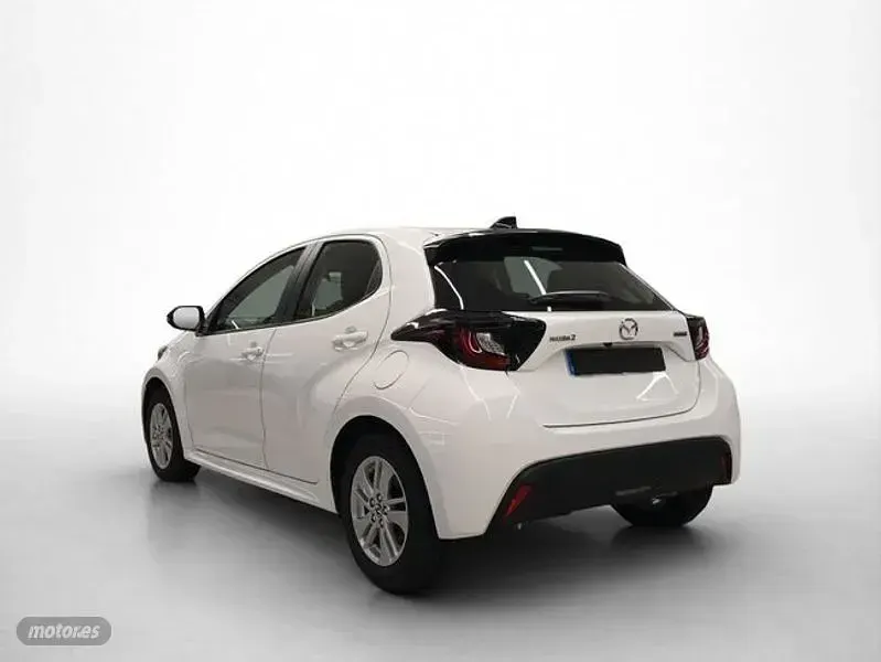 Usado Mazda 2 Center-Line 116 CV (85 kW) 2025 Blanco Utilitario