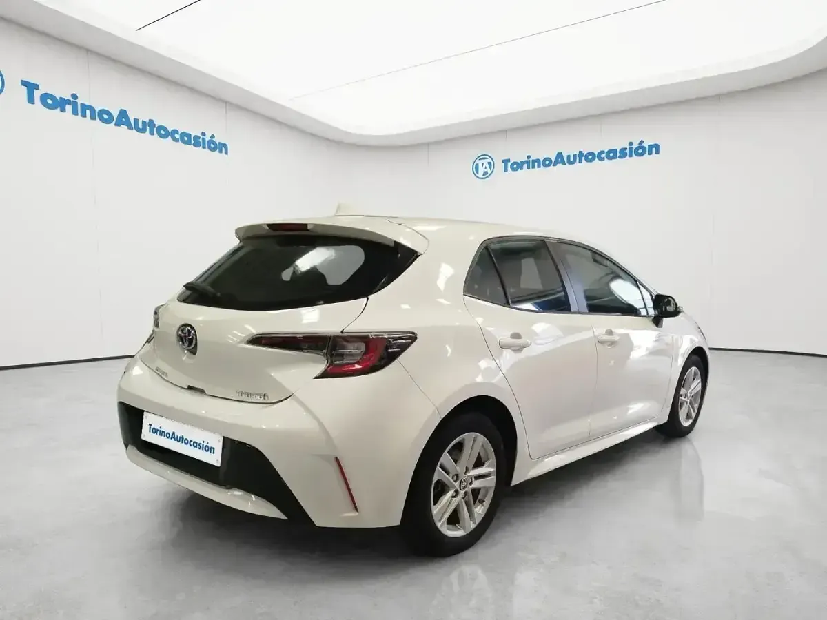 Usado Toyota Corolla Active 140 CV (102 kW) 2022 Blanco