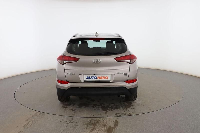 Usado Hyundai Tucson 132 CV (97 kW) 2018 Beige SUV