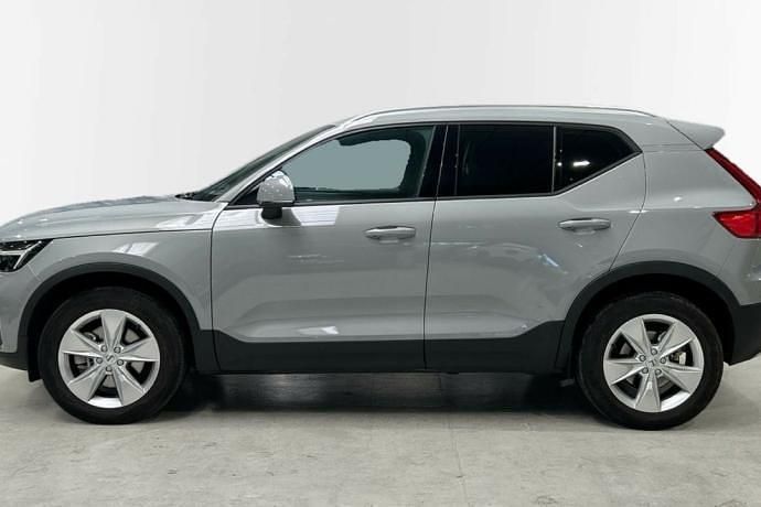 Usado Volvo XC40 Core 163 CV (119 kW) 2024 SUV