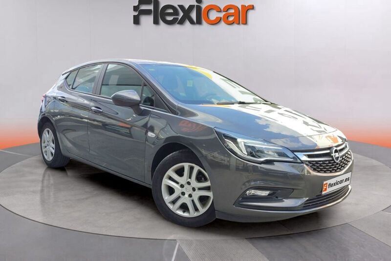 Gris Usado 2016 Opel Astra Selective Berlina | 9690 € - Imagen 1/4
