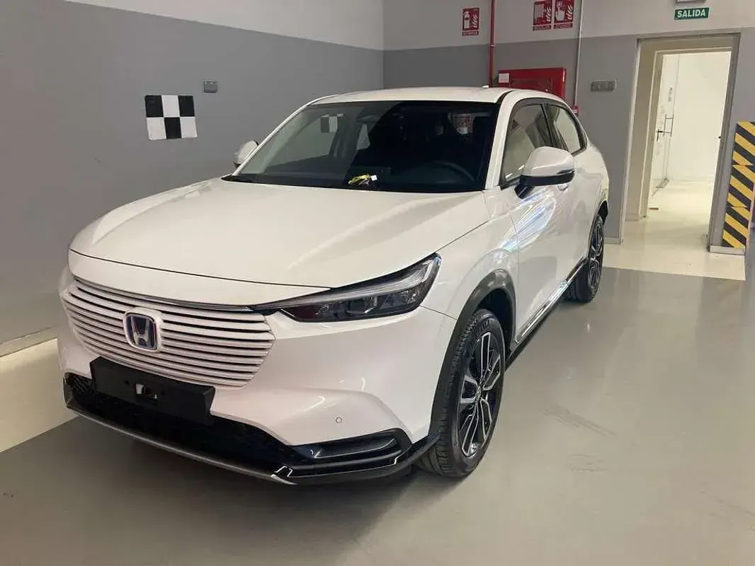 Usado Honda HR-V 125 CV (91 kW) 2025 Blanco SUV