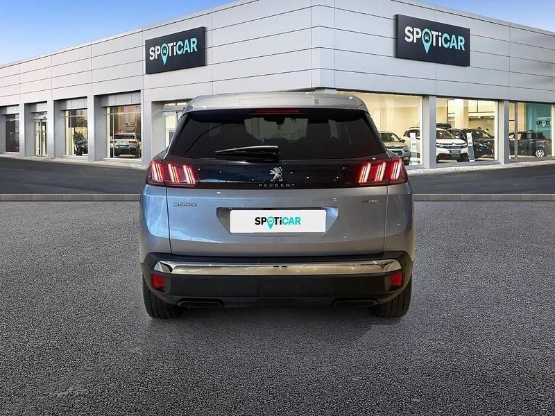 Usado Peugeot 3008 Allure 225 CV (165 kW) 2022 Gris SUV