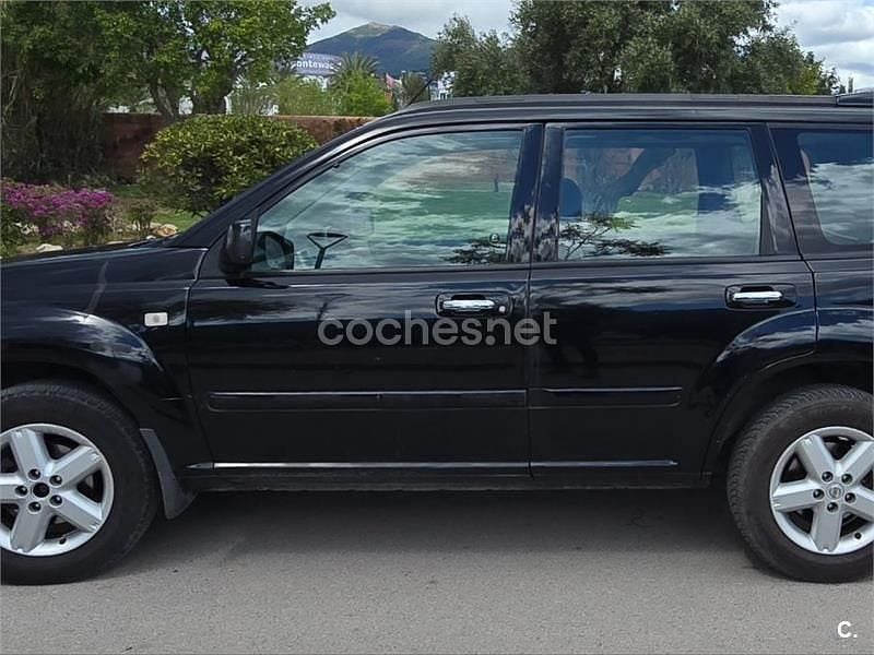 Usado Nissan X-Trail Comfort 136 CV (100 kW) 2005 Negro SUV