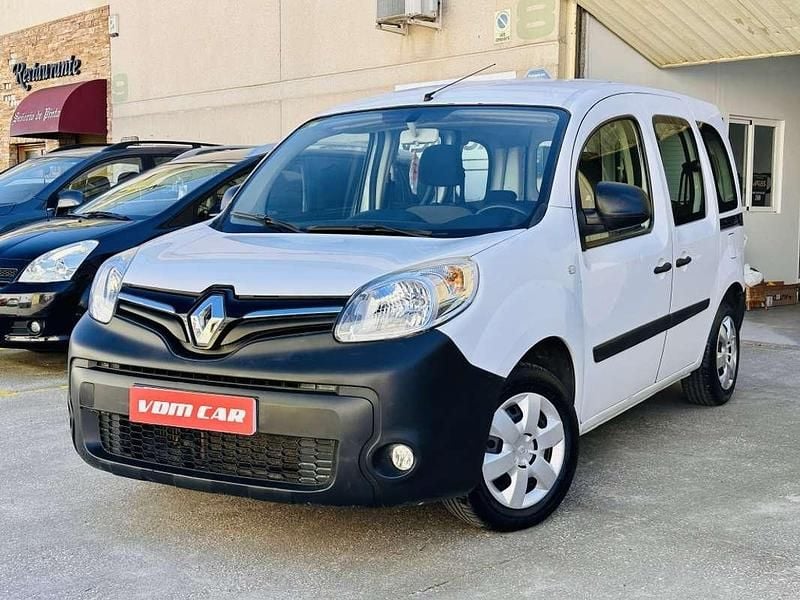 Usado Renault Kangoo LIMITED 90 CV (66 kW) 2018 Blanco Monovolumen