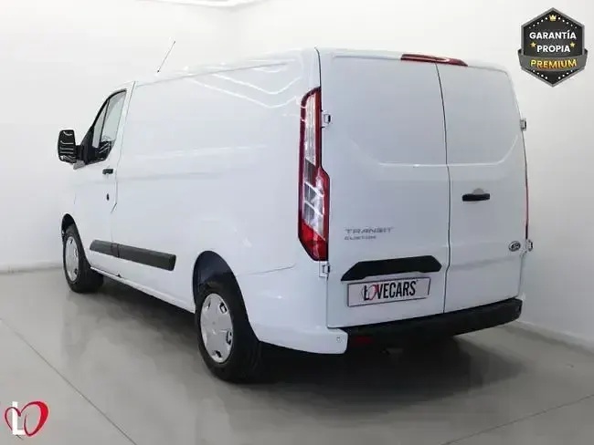 Usado Ford Transit Custom 131 CV (96 kW) 2022 Blanco Berlina