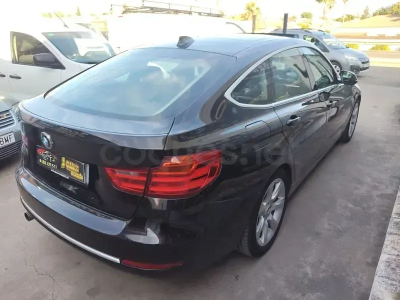 Usado BMW 320 Comfort Edition 184 CV (135 kW) 2013 Marrón Berlina
