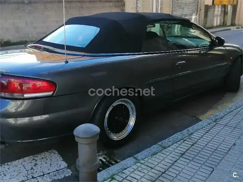 Usado Chrysler Sebring Cabriolet Touring 141 CV (103 kW) 2005 Negro Descapotable