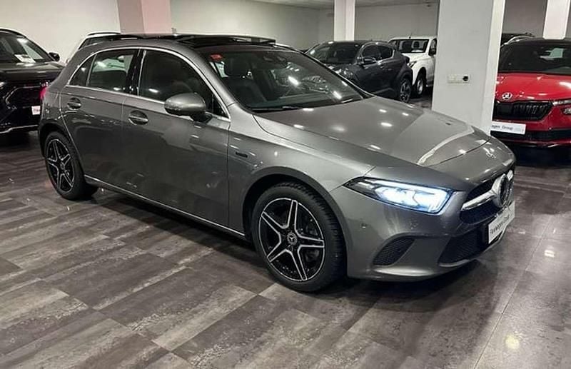 Usado Mercedes A220 AMG 226 CV (166 kW) 2020 Gris Berlina