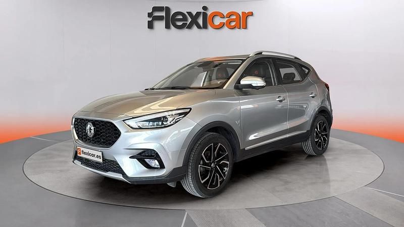 Usado MG ZS Luxury 111 CV (81 kW) 2023 Gris SUV