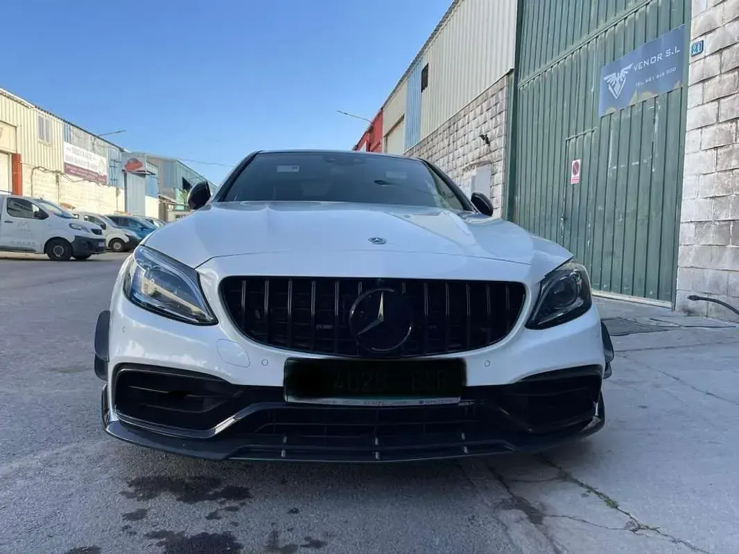 Usado Mercedes C63 AMG AMG 510 CV (375 kW) 2019 Blanco Berlina