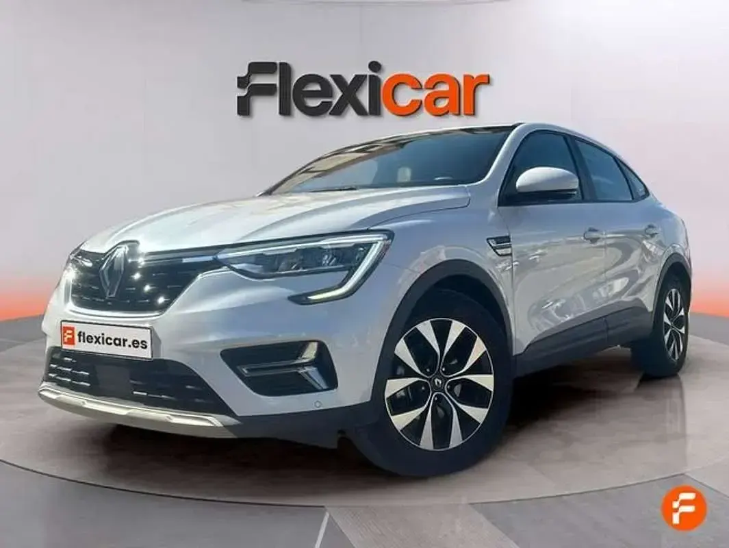 Usado Renault Arkana Zen 145 CV (106 kW) 2022 Blanco SUV