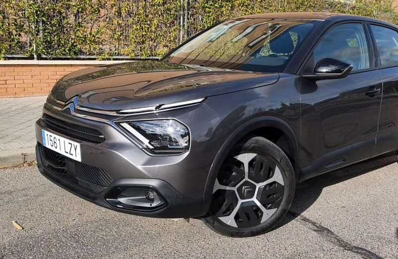 Usado Citroën C4 Feel 110 CV (80 kW) 2022 Gris Utilitario