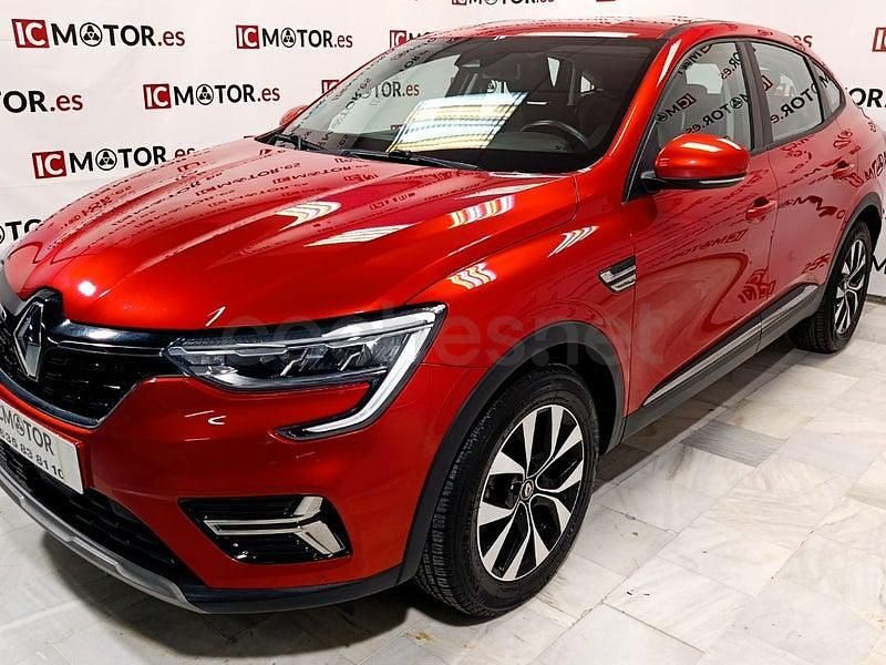 Usado Renault Arkana Intens 140 CV (102 kW) 2021 Granate SUV
