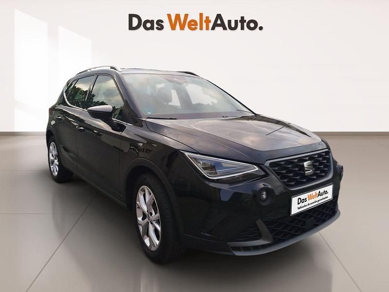 Negro Usado 2024 Seat Arona FR SUV | 20.500 € (Precio justo) - Imagen 1/3