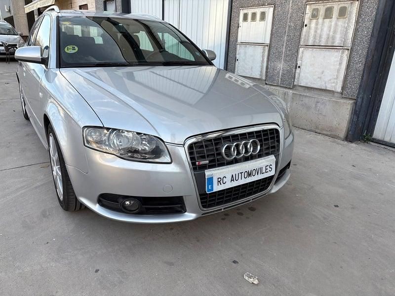 Usado Audi A4 140 CV (102 kW) 2008 Gris / plata Familiar