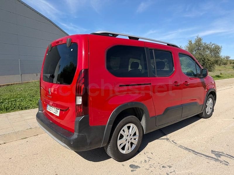 Usado Peugeot Rifter Active 100 CV (73 kW) 2019 Rojo Monovolumen