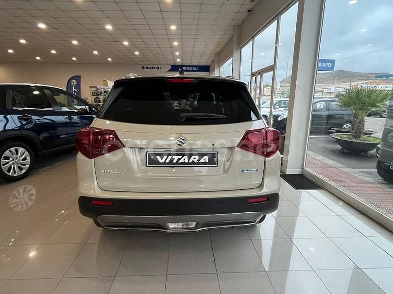 Nuevo Suzuki Vitara 110 CV (80 kW) 2025 Beige SUV