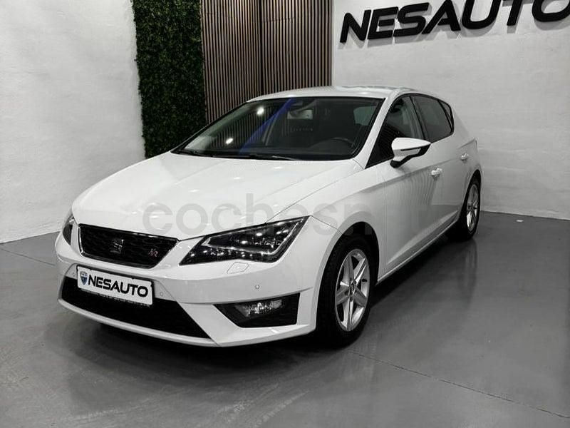 Usado Seat Leon FR 150 CV (110 kW) 2015 Blanco Berlina