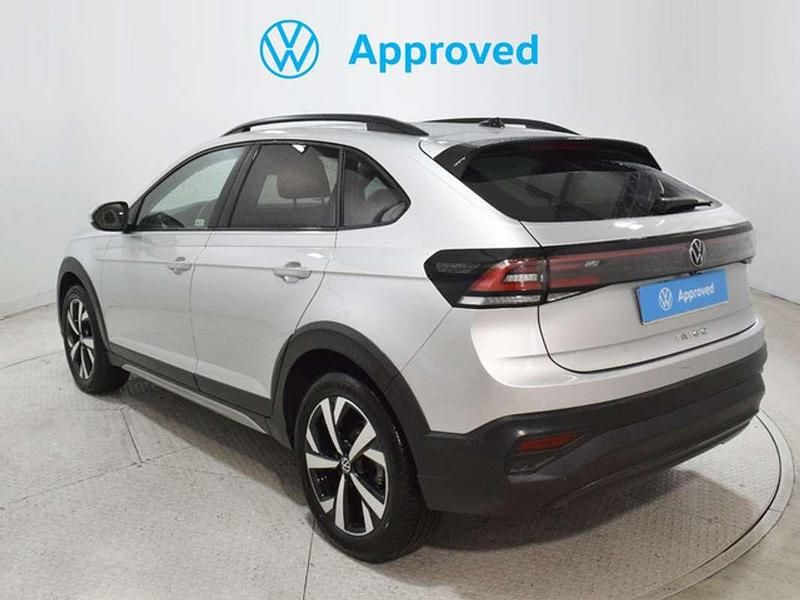 Usado VW Taigo 116 CV (85 kW) 2025 Plateado SUV