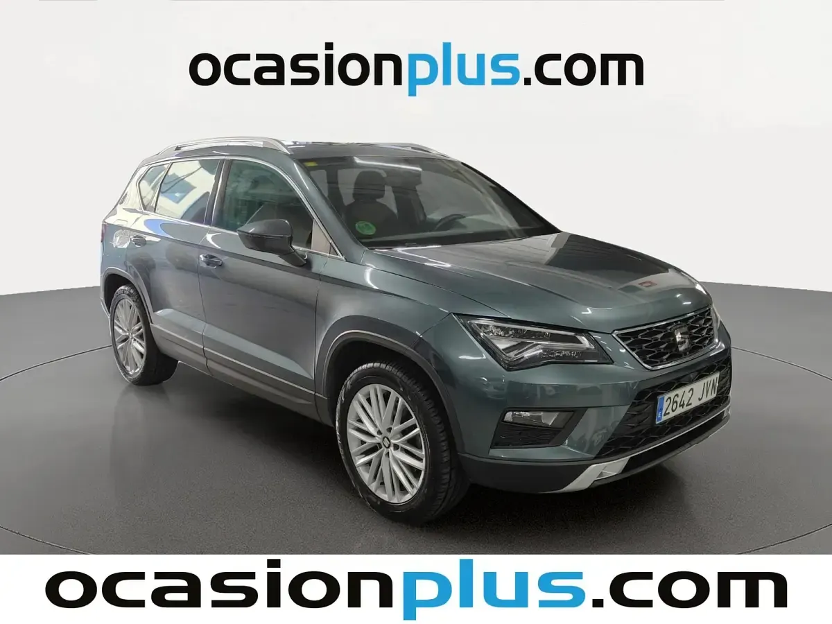 Usado Seat Ateca 4Drive 150 CV (110 kW) 2016 Gris SUV